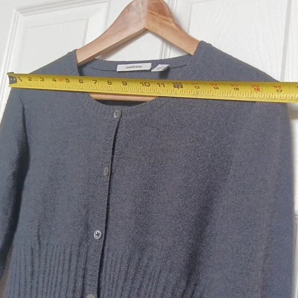 🐑 Ptp16.5“-20" Italian Yarn Women's Gray Cardigan Sweater NWOT - Picture 9 of 9